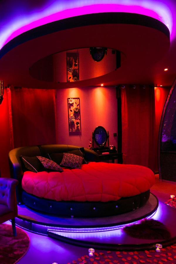 L'Insolite Spa Privatif "Suite Luxueuse-Jacuzzi" Toulouse Ngoại thất bức ảnh