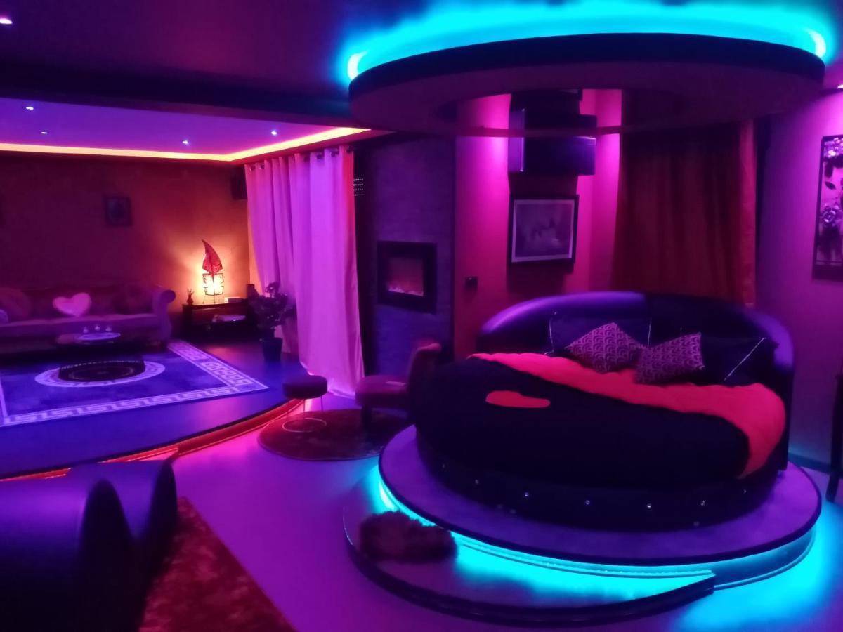 L'Insolite Spa Privatif "Suite Luxueuse-Jacuzzi" Toulouse Ngoại thất bức ảnh
