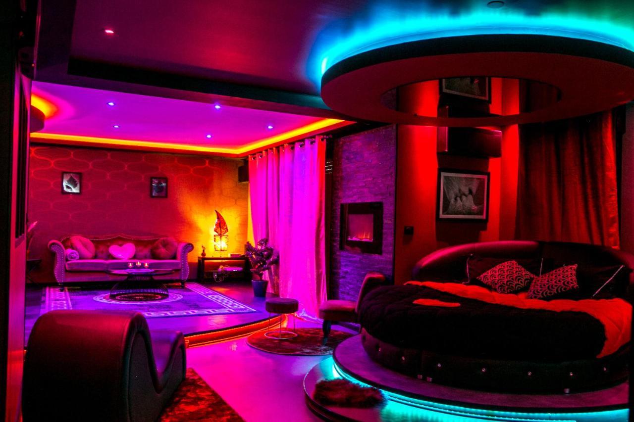 L'Insolite Spa Privatif "Suite Luxueuse-Jacuzzi" Toulouse Ngoại thất bức ảnh