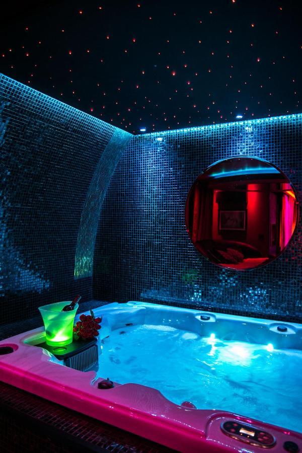 L'Insolite Spa Privatif "Suite Luxueuse-Jacuzzi" Toulouse Ngoại thất bức ảnh